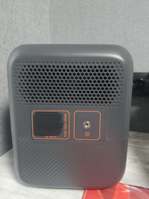 Зарядна станція Bluetti AC70P | 1000 Вт | 864 Вт⋅год