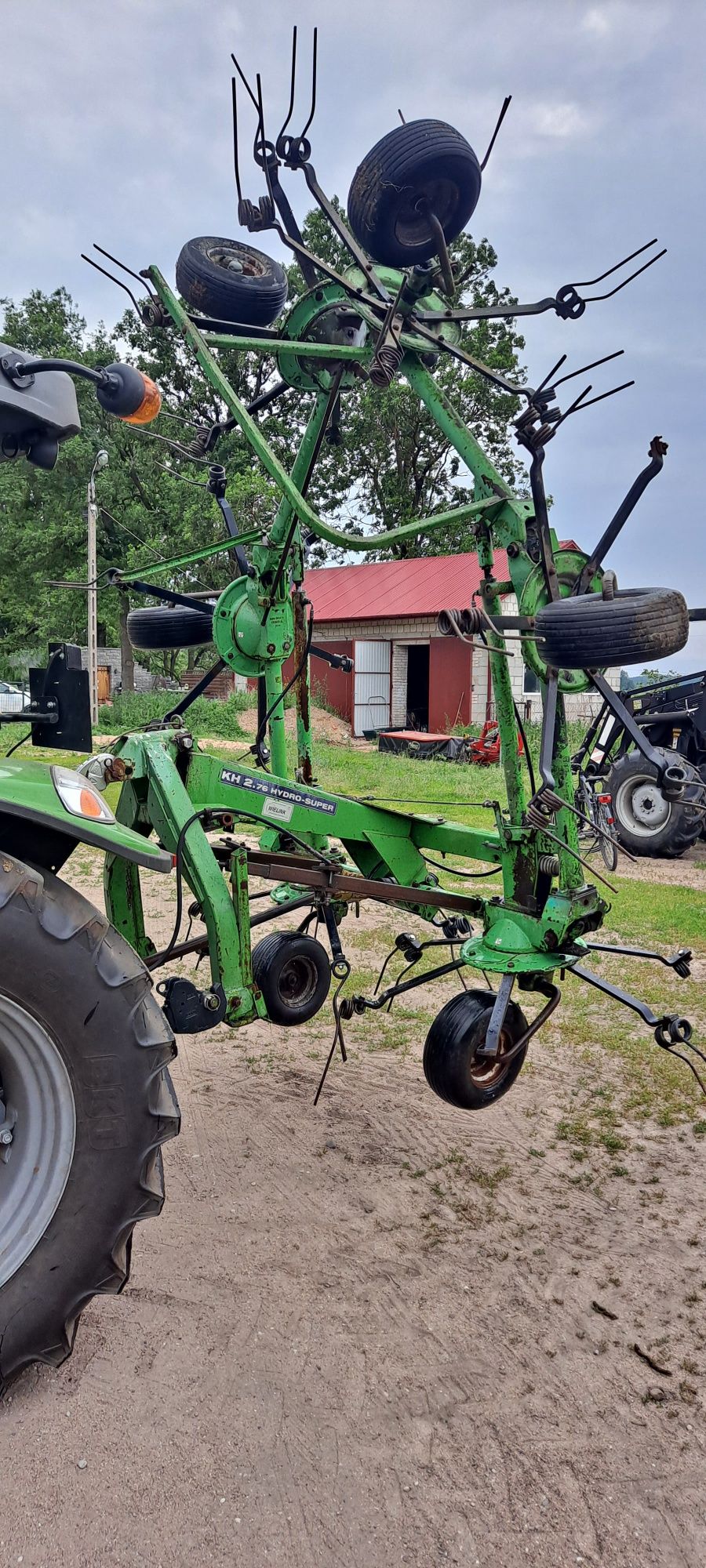 Przetrząsacz DEUTZ=FAHR KH 2.76 hydro-super