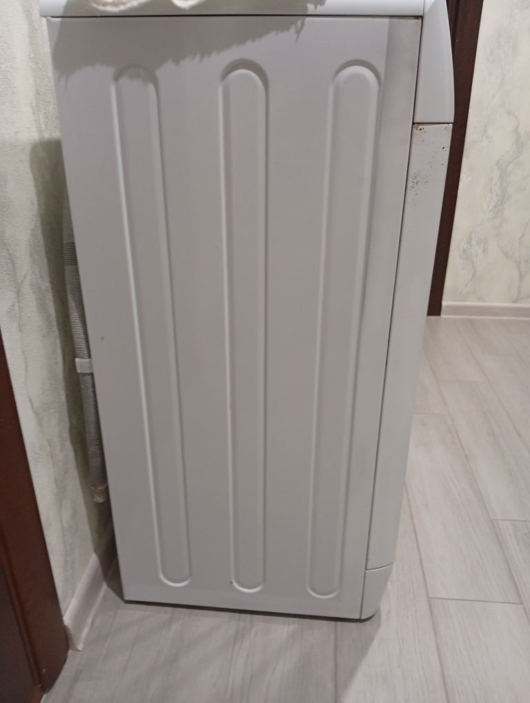 Пральна машинка .