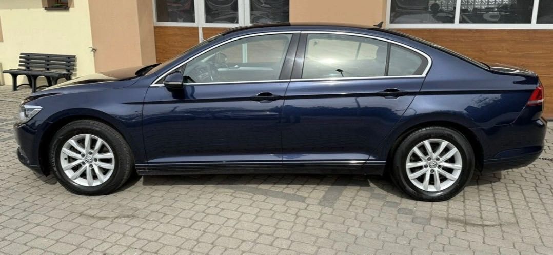 VW Passat 
2017 r.