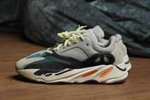 Adidas Yeezy 700 V1 Wave Runner 45 1/3 / 29 cm