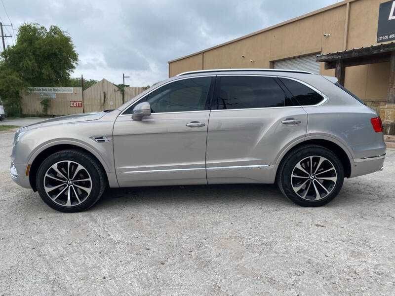 2017 Bentley Bentayga