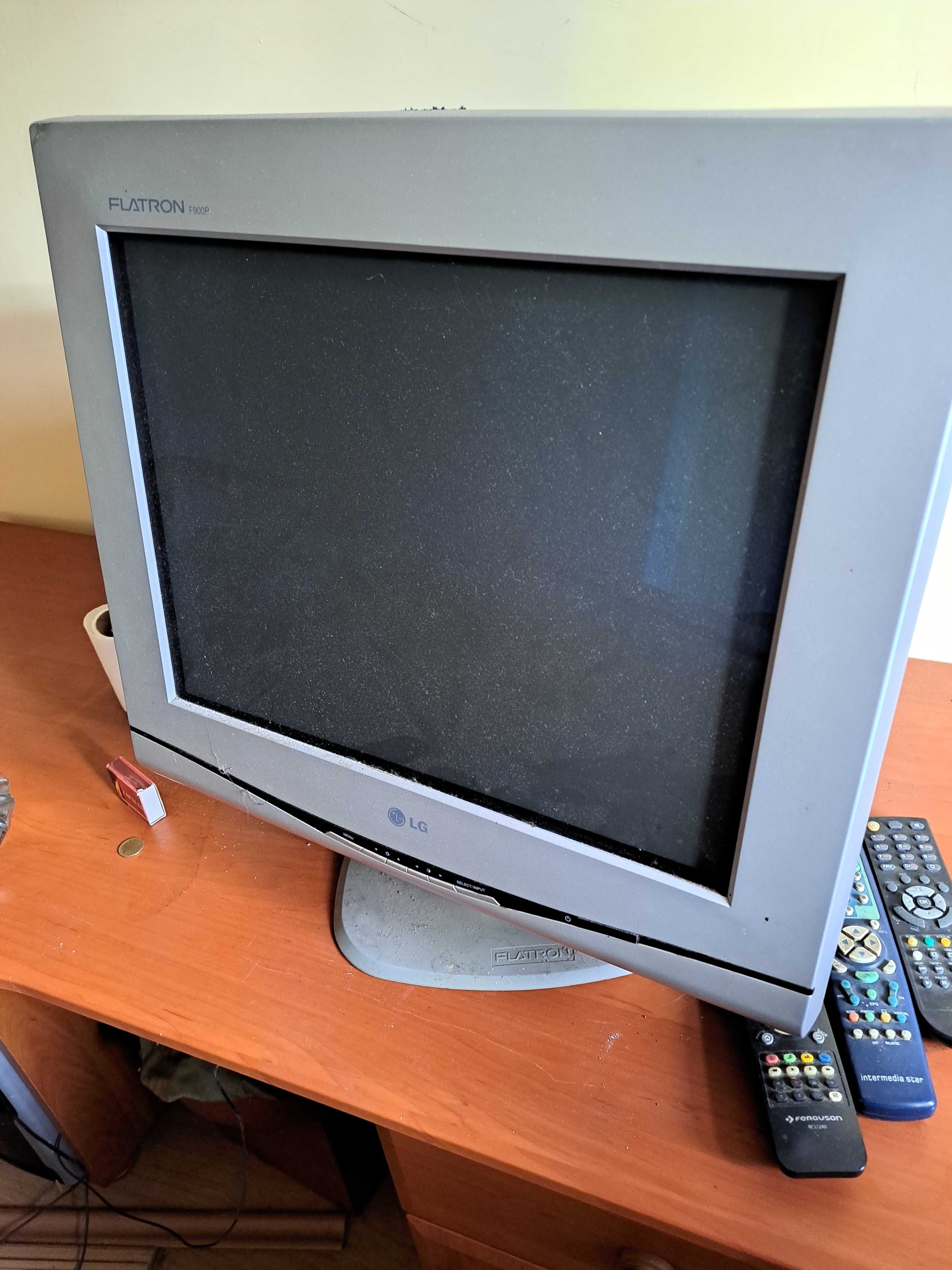 Monitor LG Flatron F900P