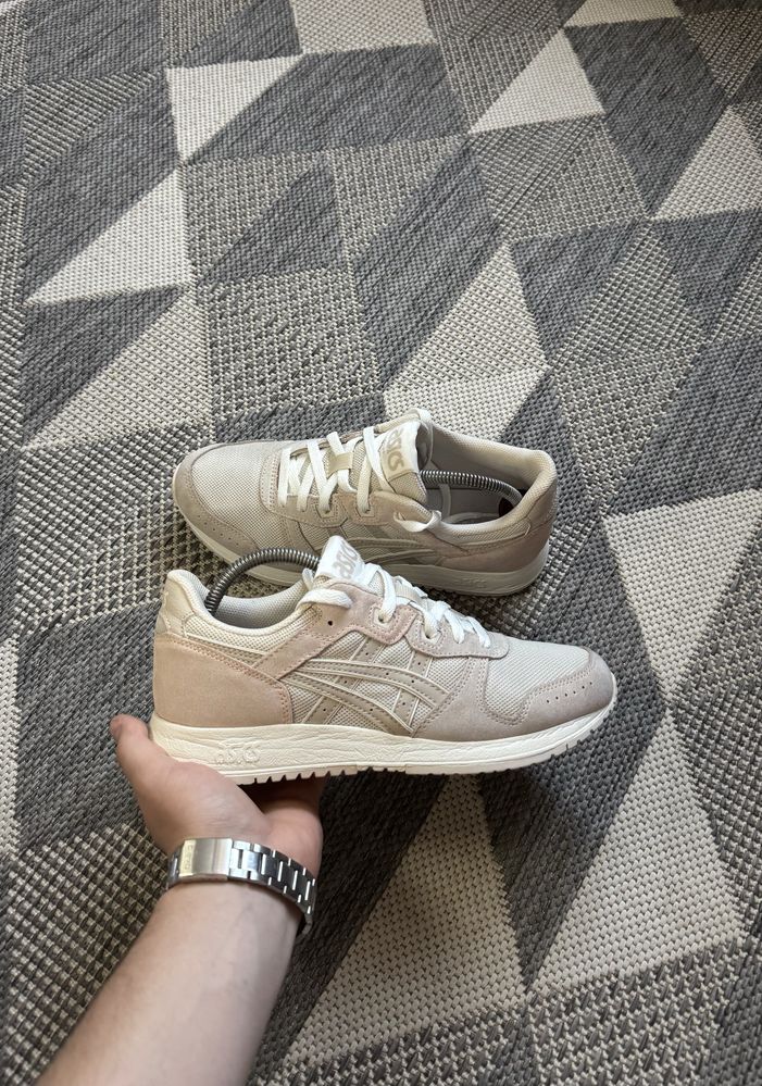 Жіночі кросівки ASICS Lyte Classic