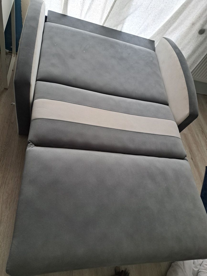 Sofa rozkładana dwuosobowa