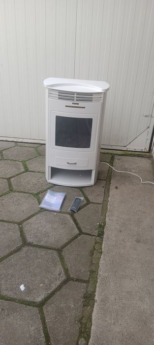 Klarstein Bormio kominek elektryczny koza