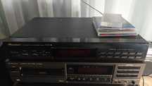 Tuner Pioneer F 104