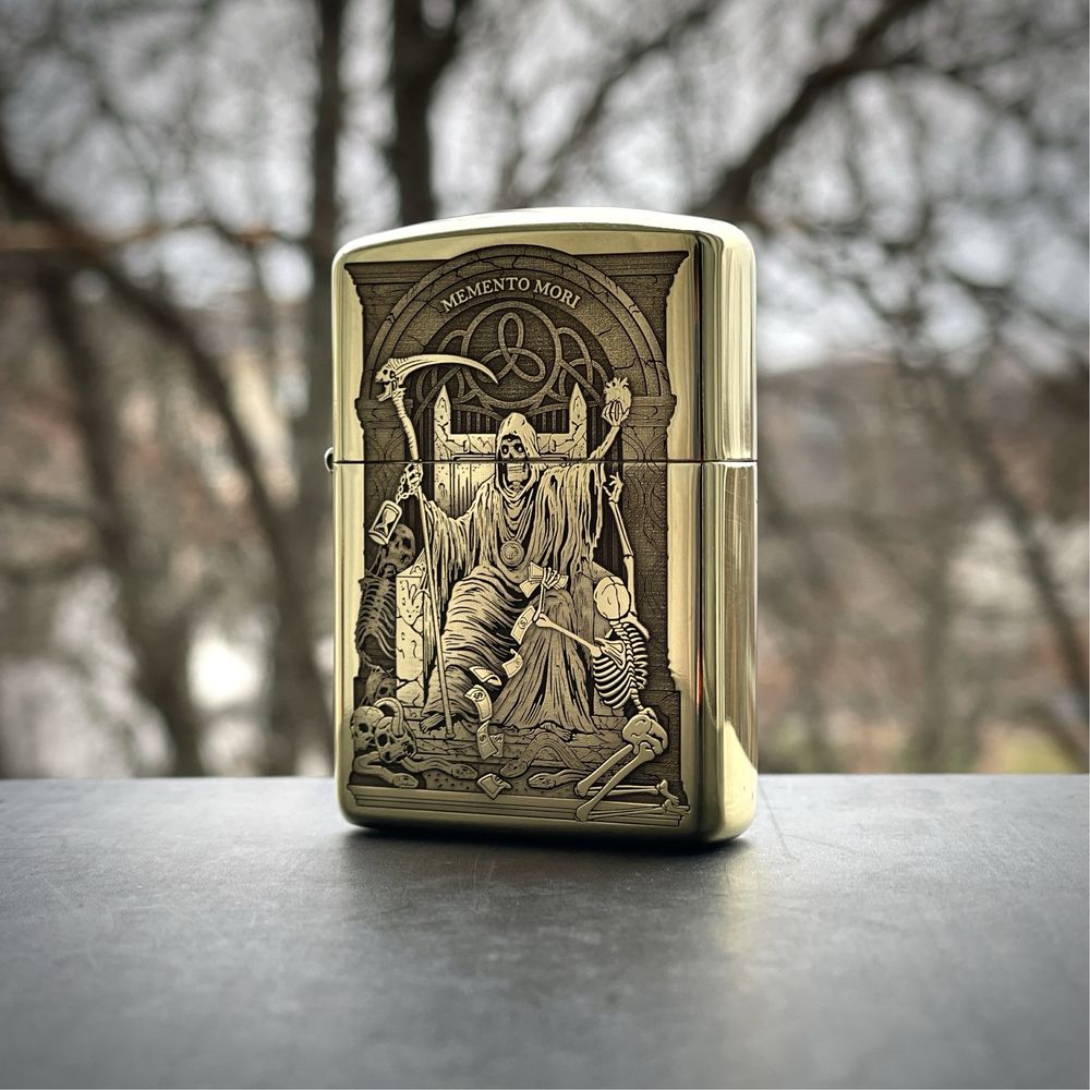 Нова оригінальна запальничка Zippo Memento Mori Armor