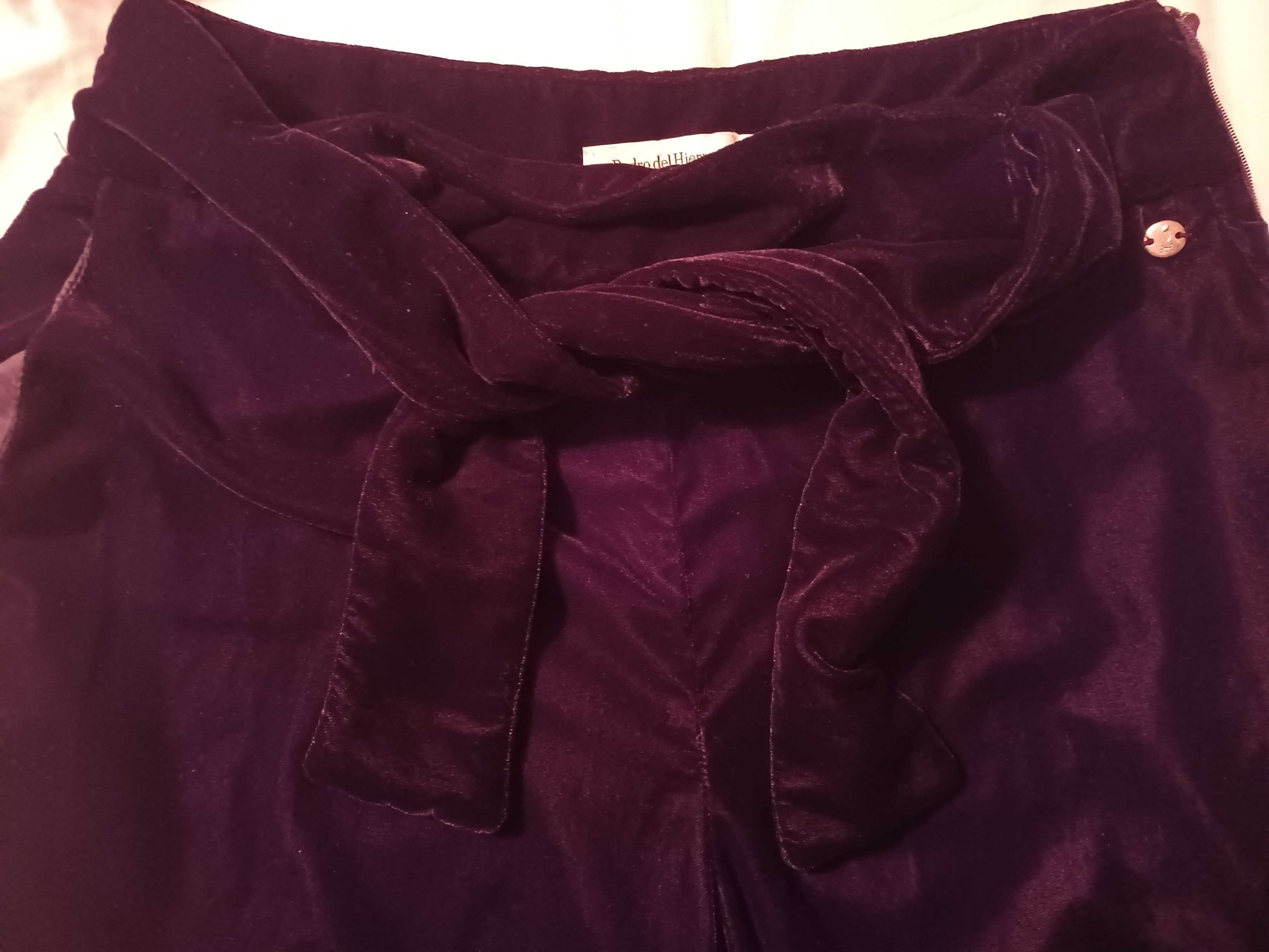 Calças roxo de veludo Pedro del Hierro