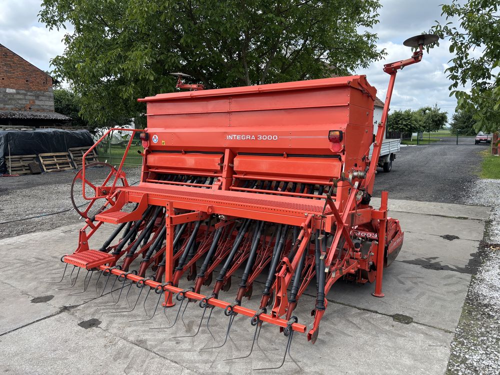 Kuhn integra 3m agregat uprawowo-siewny