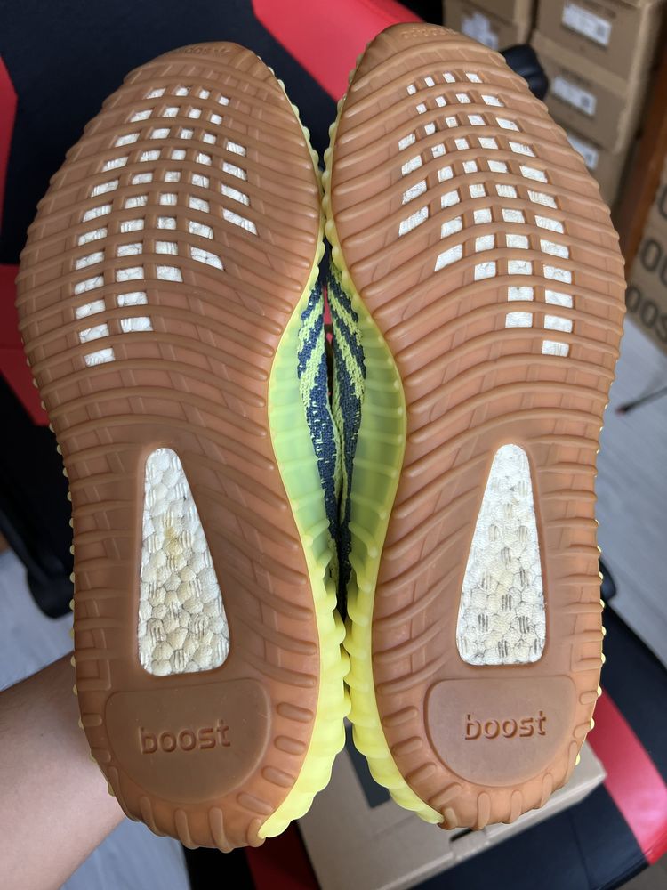 Adidas Yeezy Boost 350 V2 Semifrozen Yellow Yebra 44