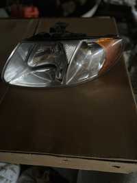 Reflektory przednie Chrysler Voyager