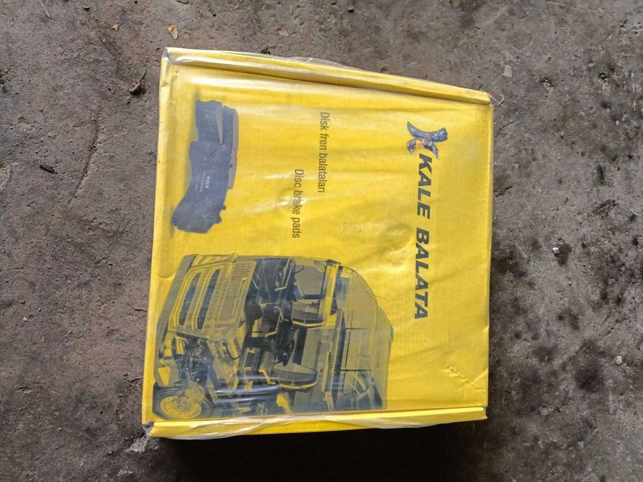 Колодки гальмівні.  Man, Daf, Renault, Iveco