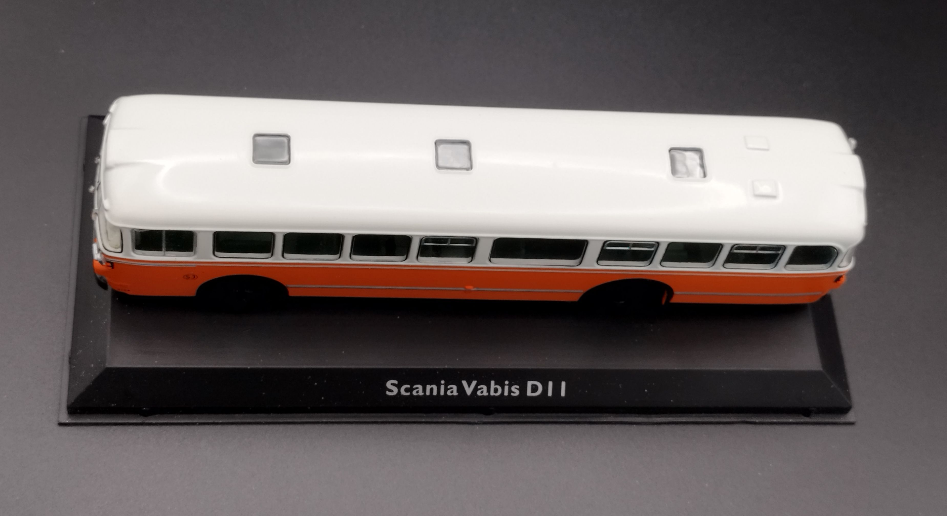 1:72 Atlas BUS Scania Vabis DII  model nowy