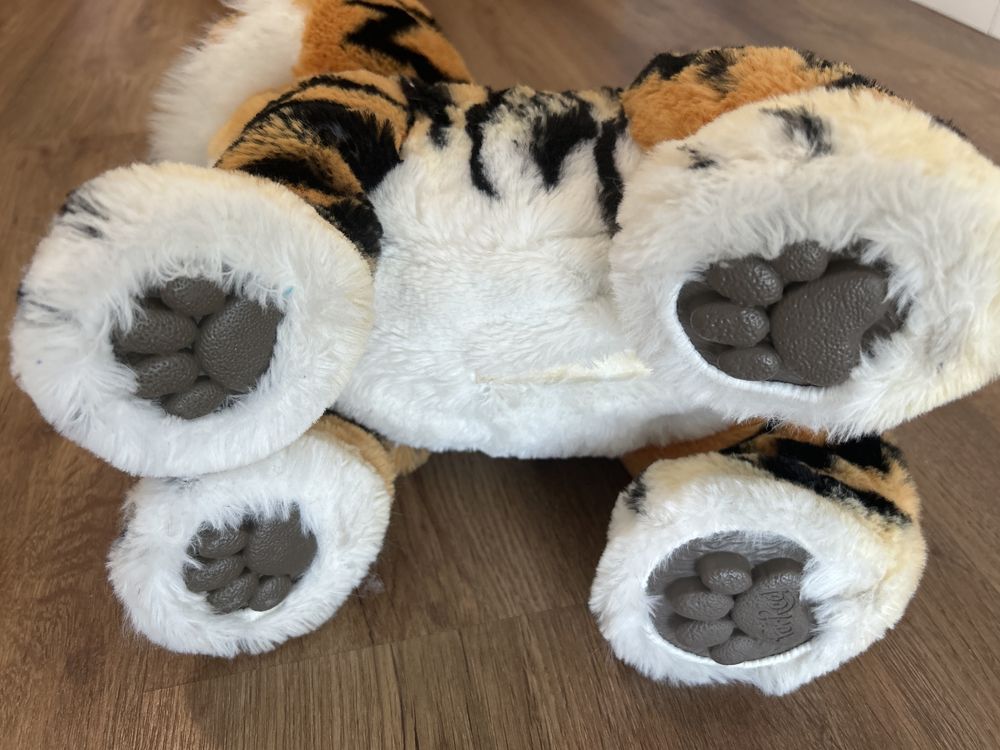 Tigre fur real friends B9071