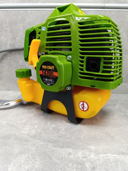 Коса бензинова Procraft T4200 PRO