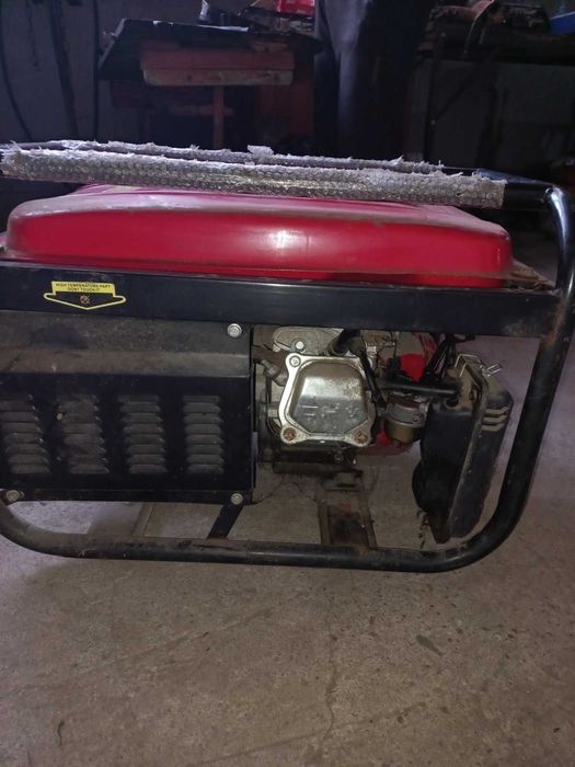 Генератор SWISS KRAFT SK 8500W( обмін на дрова)-новий