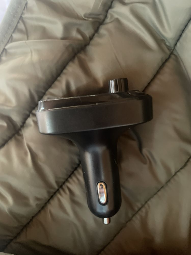 інші мото зарядка в прикуриватель usb FM модулятор mp3 плеєр мото