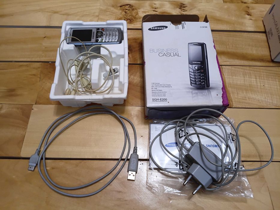 Моб телефони одним лотом samsung e-200 i gt-s6500d, LG L7, Redmi 7A