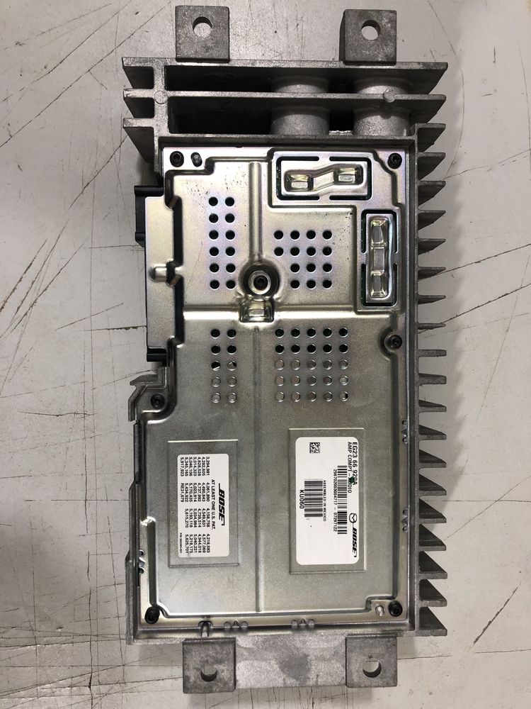 Усилитель (бортовой компьютер) BOSE EG23 66 920A (Mazda CX-7)
