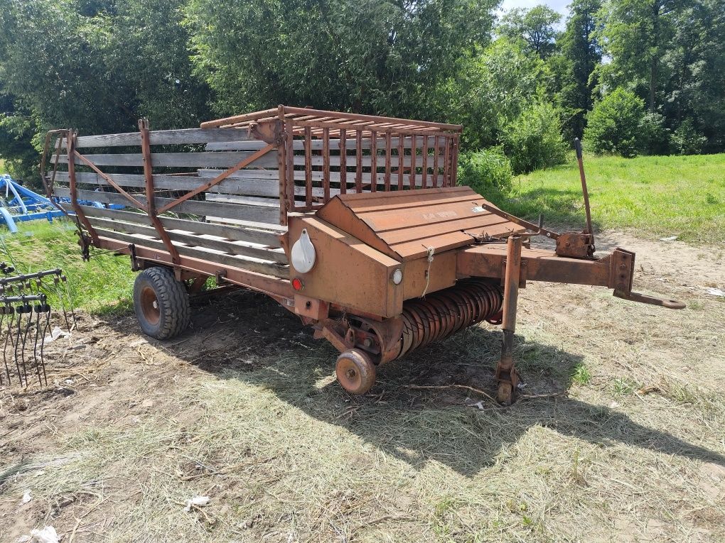 Sprzedam Przyczepę samozbierająca