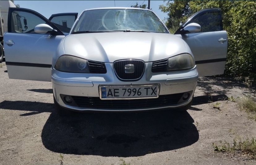 Пролдам машину Seat Cordoba 2008