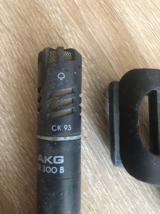 AKG SE300B + CK93 - mikrofon pojemnosciowy