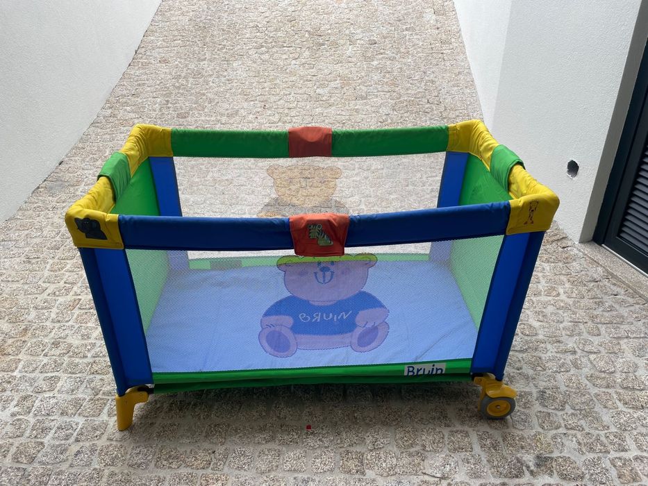 Berço móvel Bruin (fácil de desmontar e transportar)