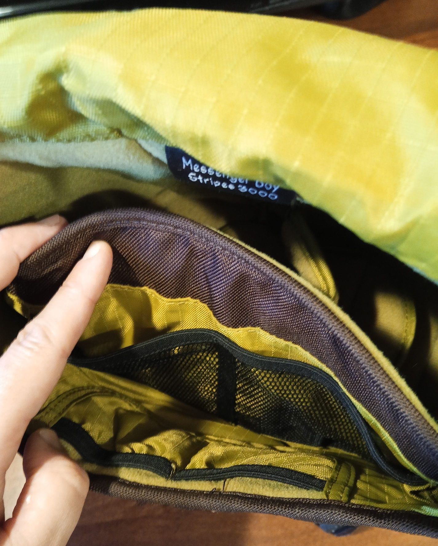 Сумка для дзеркальної фотокамери або відеокамери Crumpler Messenger Bo