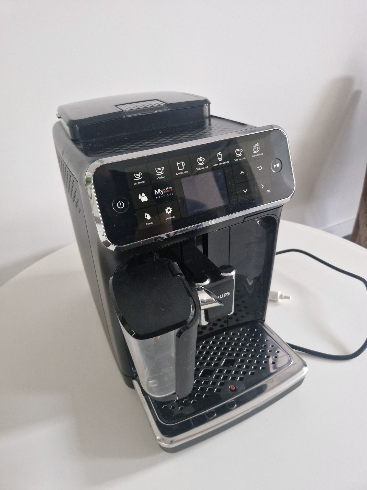 PHILIPS Latte Go/Philips ep4341/50
Dzien dobry na sprzedaż expres Phil