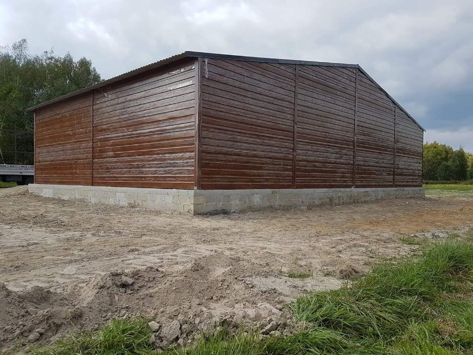 Garaż blaszany 8x7 + 3m zadaszenia Nowoczesny Orzech Garaże blaszane