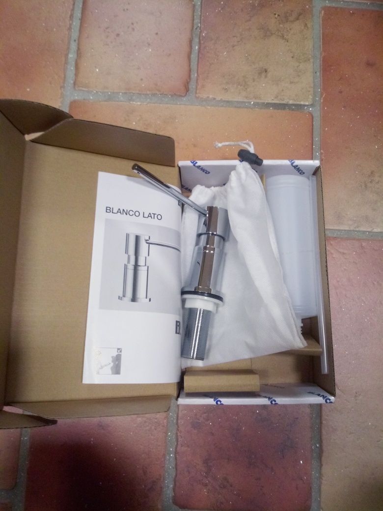 Dozownik Blanco chrom