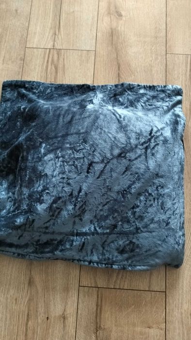 Poszewka poduszka dekoracyjna aksamit glamour bury niebieski szwecka