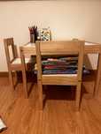 Mesa e cadeiras criança