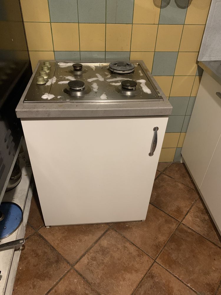 Sprzedam kuchenke gazowa na butle