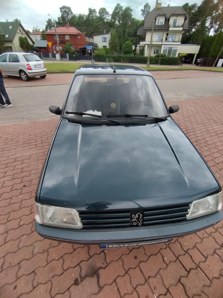 Peugot 205 automat