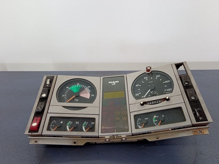 MAN FE F2000 LICZNIK TACHOGRAF EU 81272026080