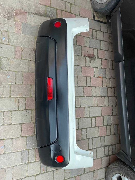 Бампер задній Ніссан Кашкай\ Nissan Qashqai  j10 2010-2013 колір 326