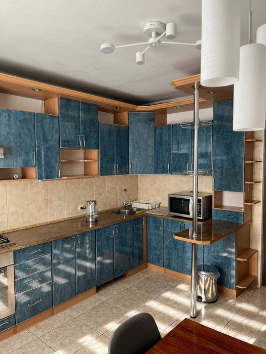 Оренда. вул. Скрипника (Гориня). Сихів. Гарний Ремонт. Паркомісце.