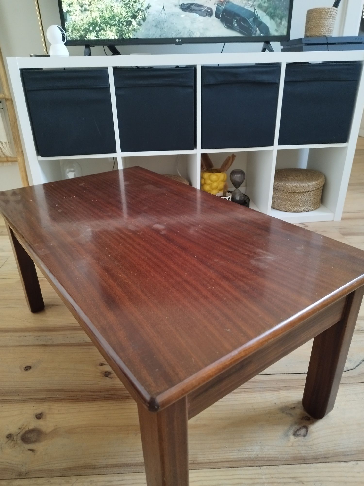 Mesa de jantar com cadeiras