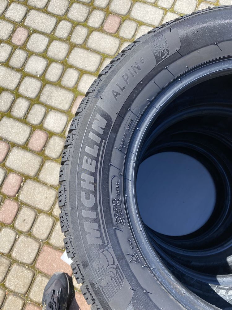 Michelin Alpine 6 r15