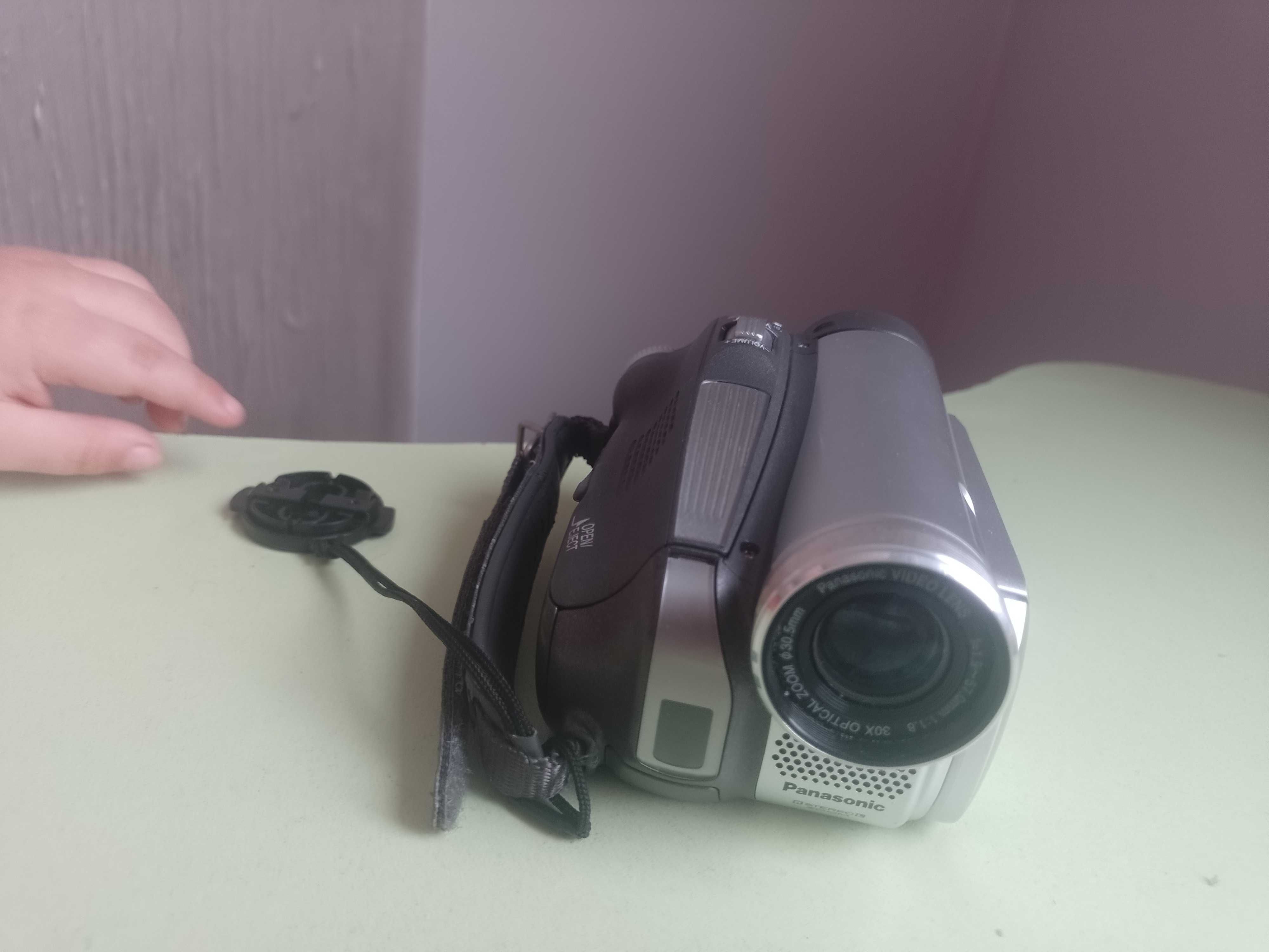Відеокамера Panasonic NV-GS27