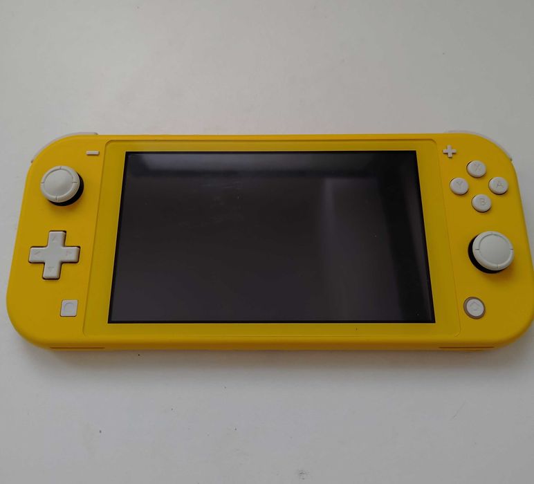 Nintendo switch lite versão amarelo