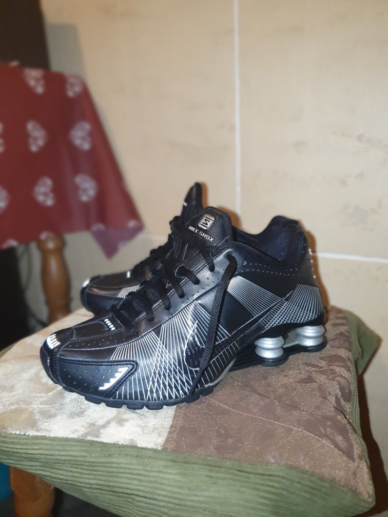 Nike shox ini 38.5 розміру