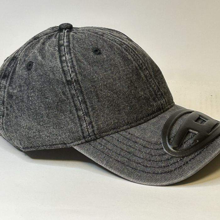 Кепка Diesel сіра котон