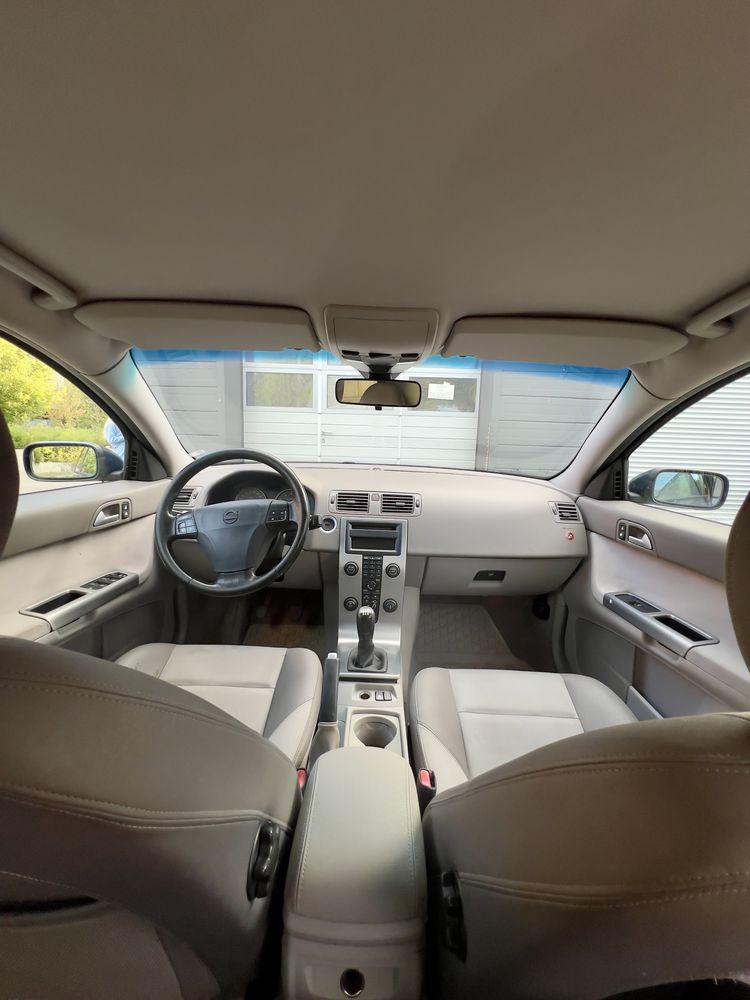 Продам Volvo s40
