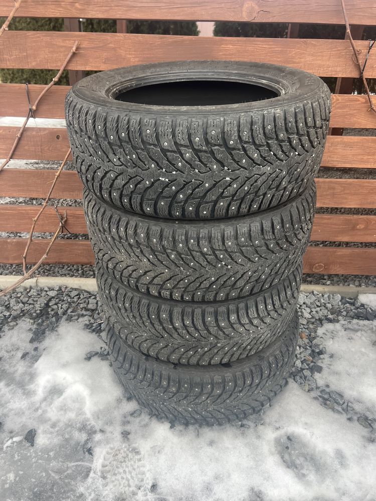 Зимова резина,Nokian 235/55 R17