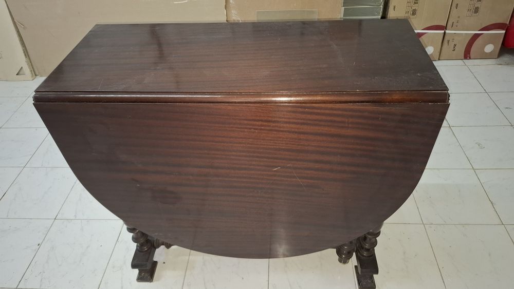Mesa de jantar dobrável