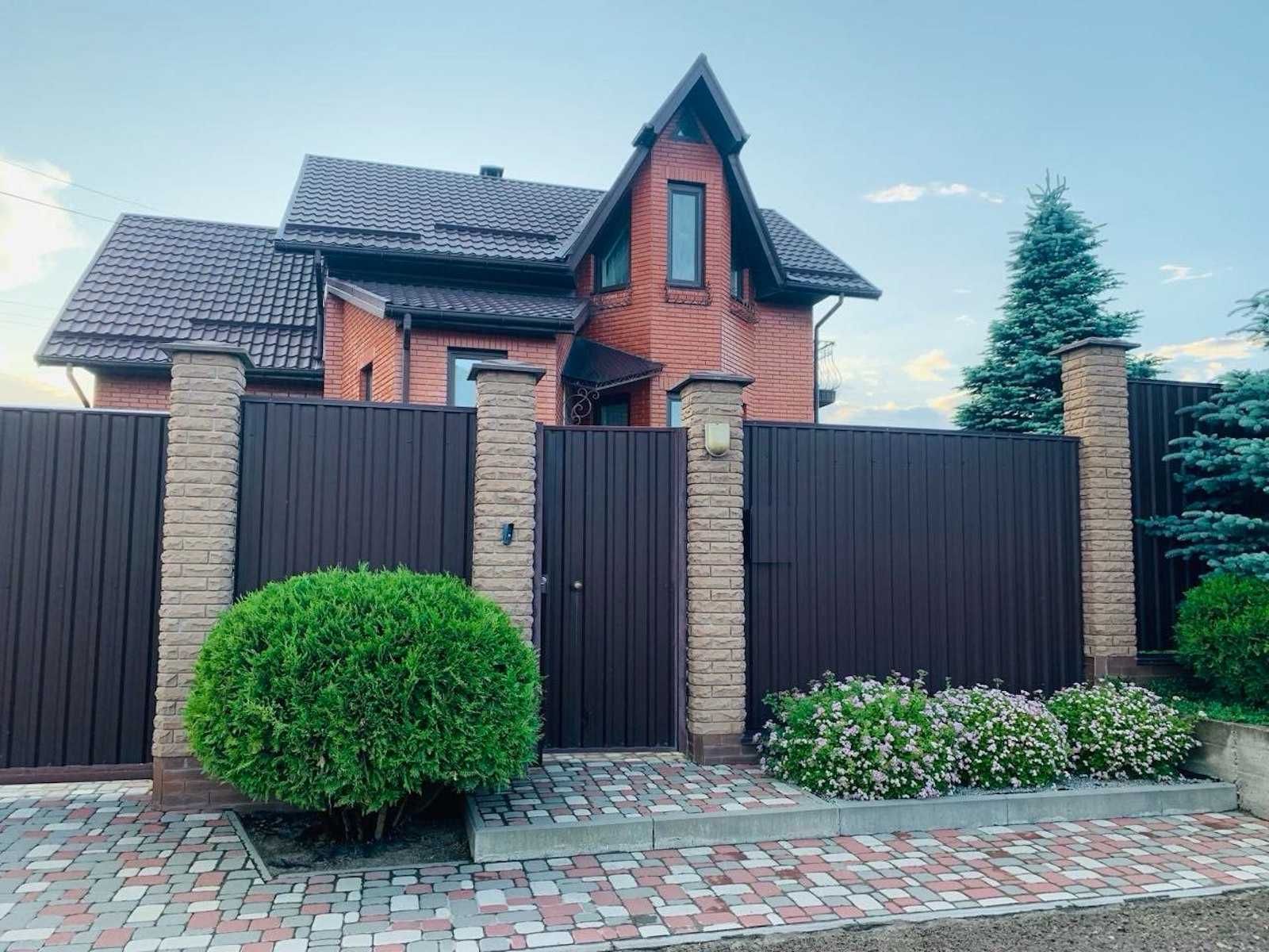 Будинок по вулиці Нова, н.п. Юрівка в 10 км від Києва. Генератор.