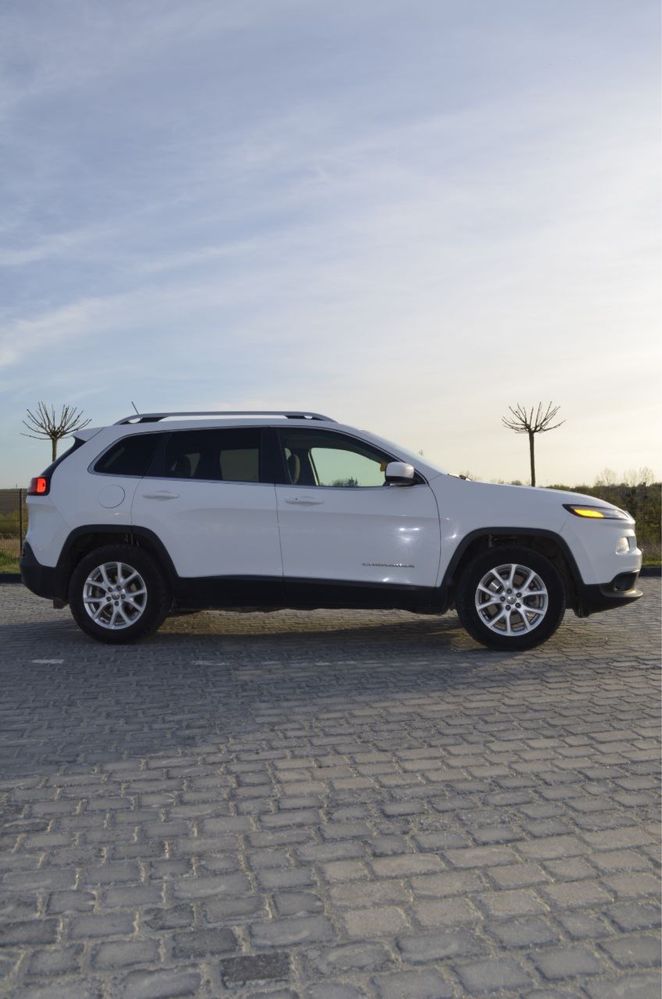 Jeep Cherokee 2014 р